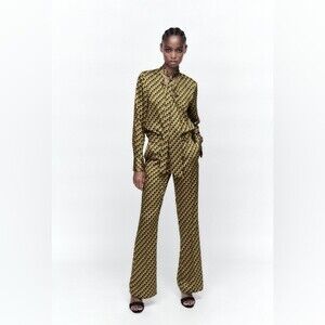 ZARA PRINTED FLARED PANTS